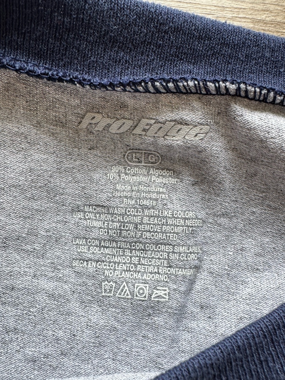 University of Michigan raglan t-shirt grey navy blue 3/4 length sleeves size L - Picture 3 of 7
